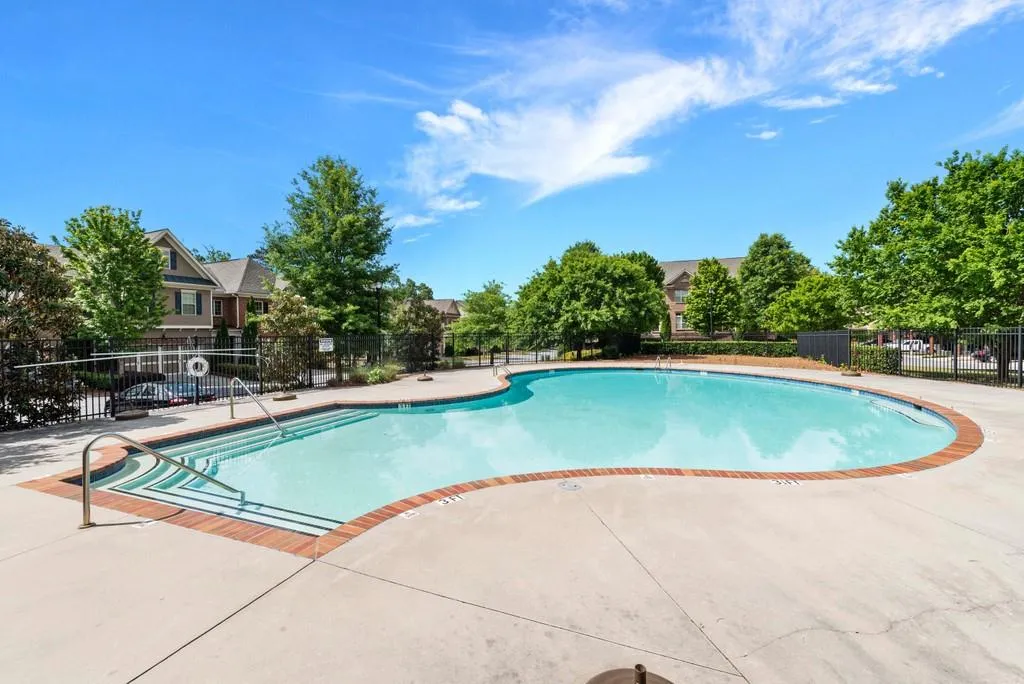 7525 Glisten Avenue, Atlanta, Georgia 30328, 4 Bedrooms Bedrooms, ,3 BathroomsBathrooms,Residential,Sold,7525 Glisten Avenue,6732438