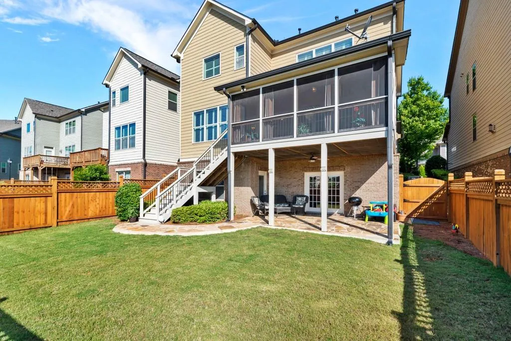 7525 Glisten Avenue, Atlanta, Georgia 30328, 4 Bedrooms Bedrooms, ,3 BathroomsBathrooms,Residential,Sold,7525 Glisten Avenue,6732438