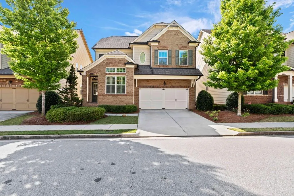 7525 Glisten Avenue, Atlanta, Georgia 30328, 4 Bedrooms Bedrooms, ,3 BathroomsBathrooms,Residential,Sold,7525 Glisten Avenue,6732438