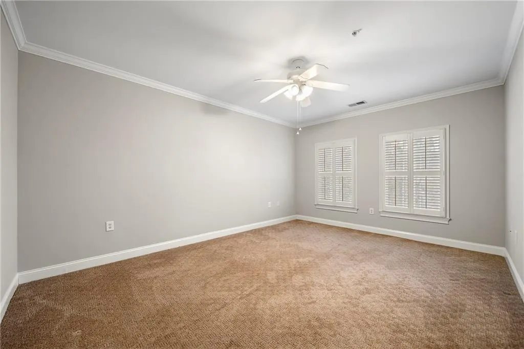 5415 Northland Drive Unit 305, Atlanta, Georgia 30342, 2 Bedrooms Bedrooms, ,2 BathroomsBathrooms,Residential,Sold,5415 Northland Drive Unit 305,7174781