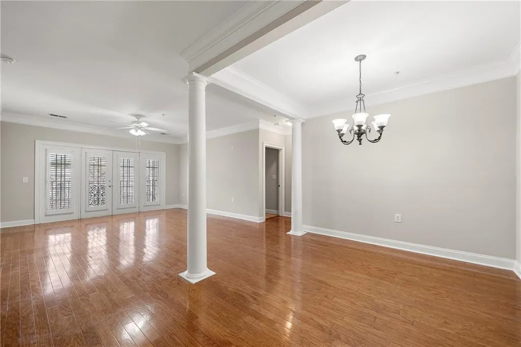 5415 Northland Drive Unit 305, Atlanta, Georgia 30342, 2 Bedrooms Bedrooms, ,2 BathroomsBathrooms,Residential,Sold,5415 Northland Drive Unit 305,7174781