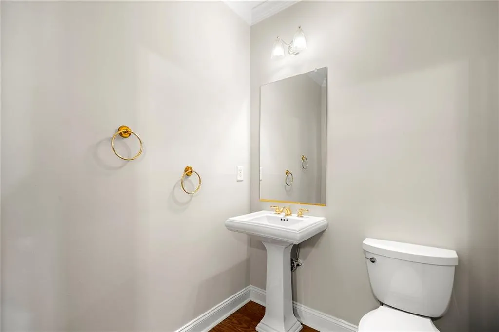 5415 Northland Drive Unit 305, Atlanta, Georgia 30342, 2 Bedrooms Bedrooms, ,2 BathroomsBathrooms,Residential,Sold,5415 Northland Drive Unit 305,7174781