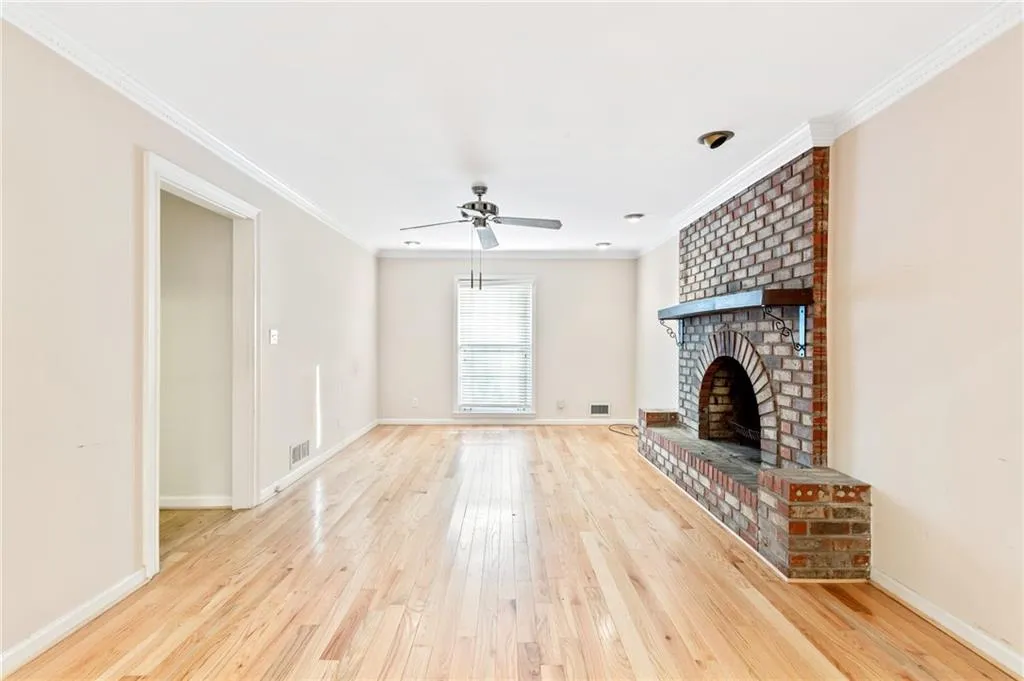 6420 Tanacrest Court, Sandy Springs, Georgia 30328, 4 Bedrooms Bedrooms, ,2 BathroomsBathrooms,Residential,Sold,6420 Tanacrest Court,6902570