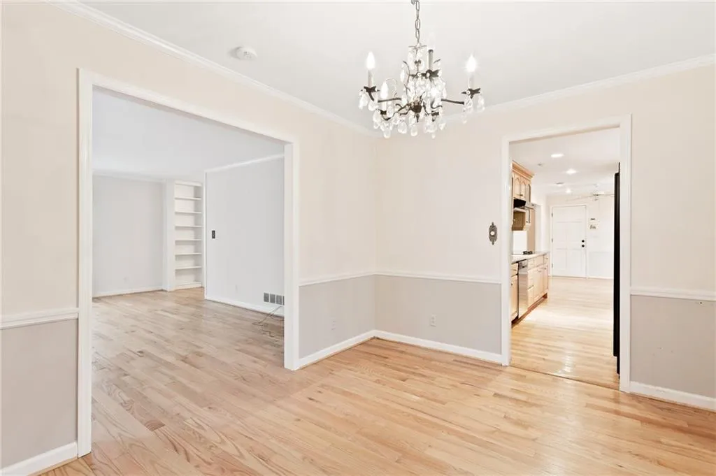 6420 Tanacrest Court, Sandy Springs, Georgia 30328, 4 Bedrooms Bedrooms, ,2 BathroomsBathrooms,Residential,Sold,6420 Tanacrest Court,6902570