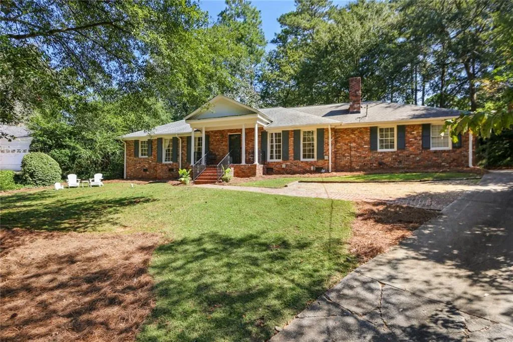 4845 Northway Drive, Atlanta, Georgia 30342, 3 Bedrooms Bedrooms, ,2 BathroomsBathrooms,Residential,Sold,4845 Northway Drive,6951170