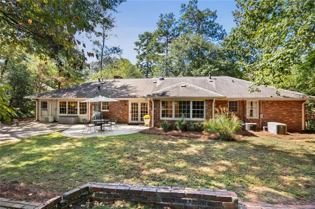 4845 Northway Drive, Atlanta, Georgia 30342, 3 Bedrooms Bedrooms, ,2 BathroomsBathrooms,Residential,Sold,4845 Northway Drive,6951170