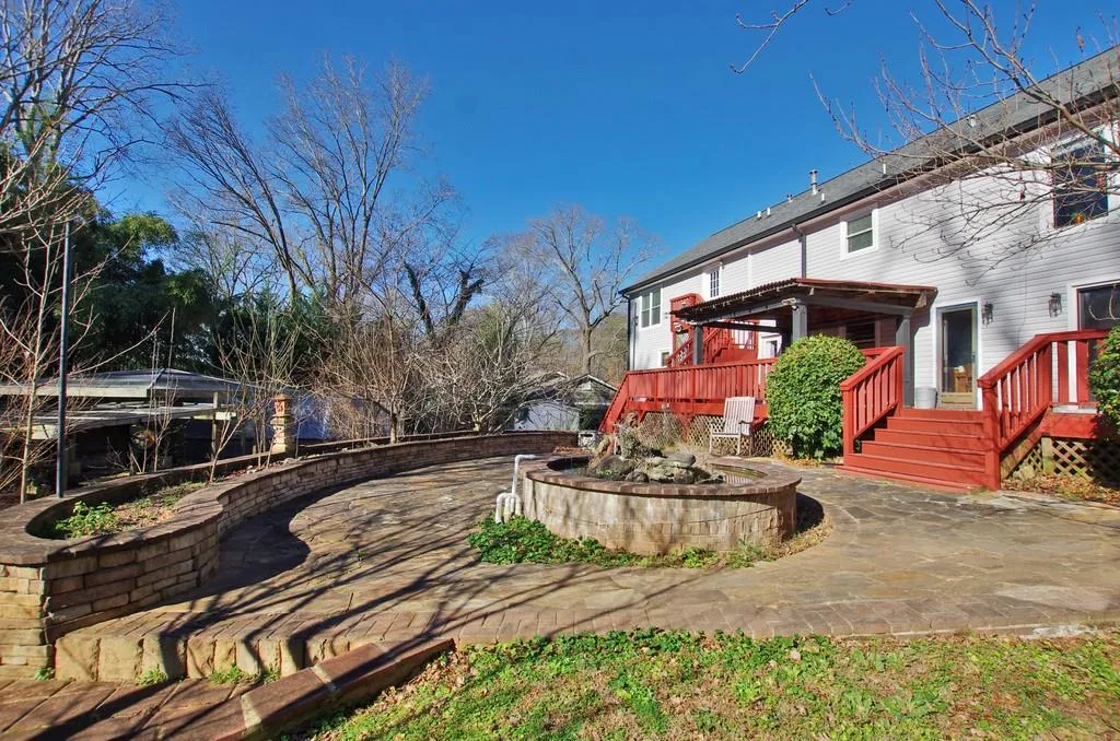 240 Danbury Lane Nw, Atlanta, Georgia 30327, 7 Bedrooms Bedrooms, ,5 BathroomsBathrooms,Residential,Sold,240 Danbury Lane Nw,6664970