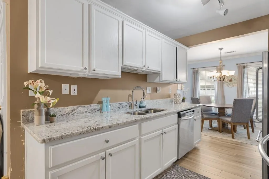 1003 Masons Creek Circle, Atlanta, Georgia 30350, 2 Bedrooms Bedrooms, ,2 BathroomsBathrooms,Residential,Sold,1003 Masons Creek Circle,6898720