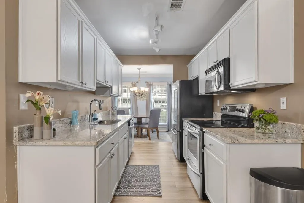 1003 Masons Creek Circle, Atlanta, Georgia 30350, 2 Bedrooms Bedrooms, ,2 BathroomsBathrooms,Residential,Sold,1003 Masons Creek Circle,6898720