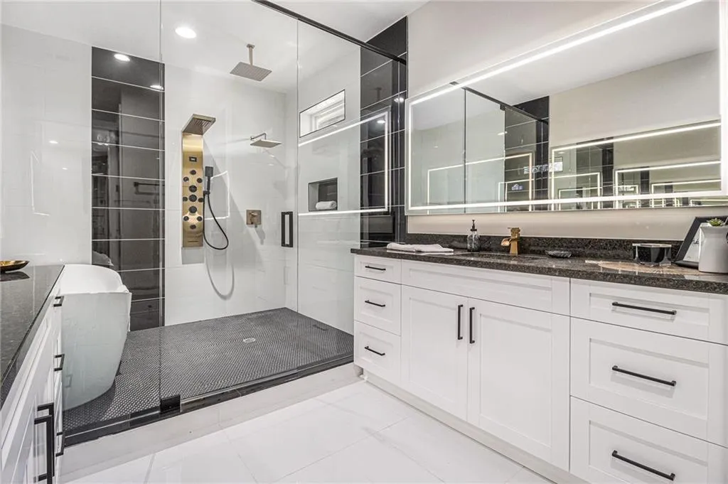 No-fog LED mirrors No-fog LED mirrors