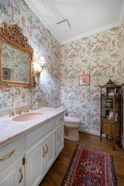 525 Tavern Circle, Sandy Springs, Georgia 30350, 5 Bedrooms Bedrooms, ,4 BathroomsBathrooms,Residential,Sold,525 Tavern Circle,7020655