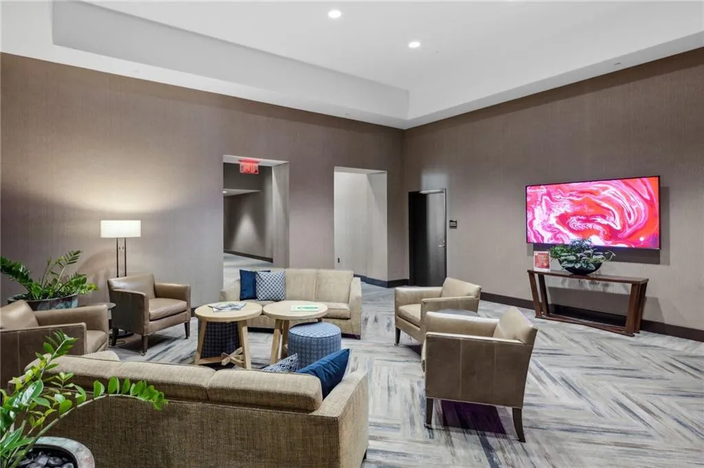 1080 Peachtree Street Ne Unit 1312, Atlanta, Georgia 30309, 2 Bedrooms Bedrooms, ,2 BathroomsBathrooms,Residential,For Sale,1080 Peachtree Street Ne Unit 1312,7651711