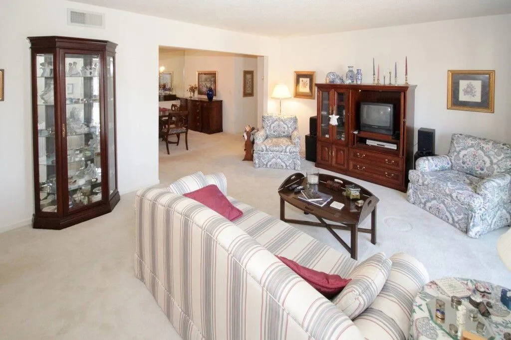 6851 Roswell Road Unit H-35, Sandy Springs, Georgia 30328, 2 Bedrooms Bedrooms, ,2 BathroomsBathrooms,Residential,Sold,6851 Roswell Road Unit H-35,5966267