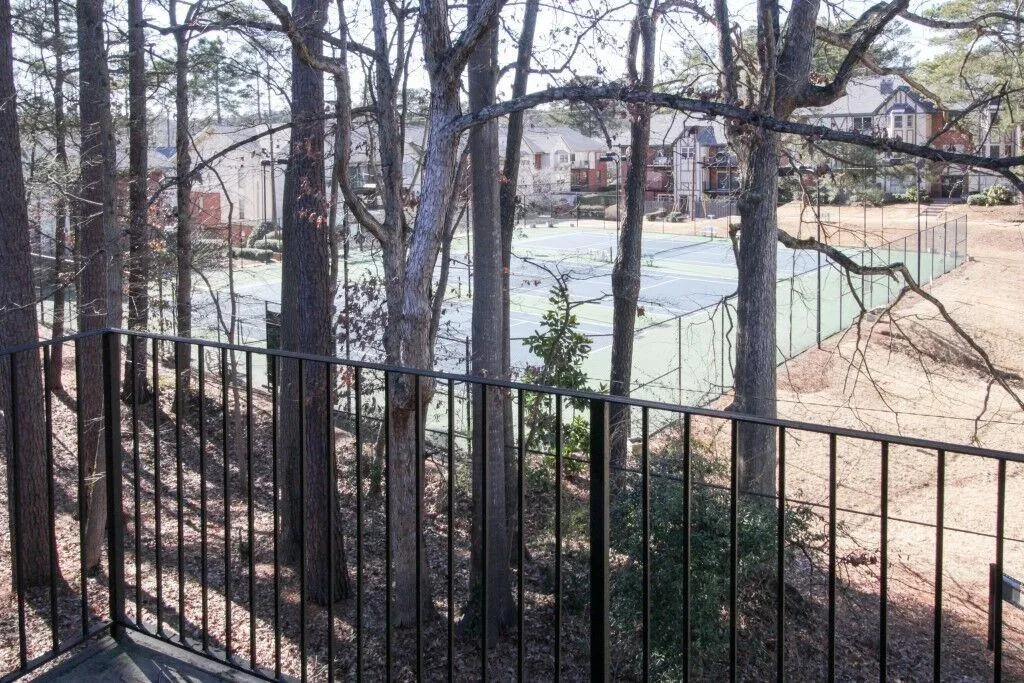 6851 Roswell Road Unit H-35, Sandy Springs, Georgia 30328, 2 Bedrooms Bedrooms, ,2 BathroomsBathrooms,Residential,Sold,6851 Roswell Road Unit H-35,5966267