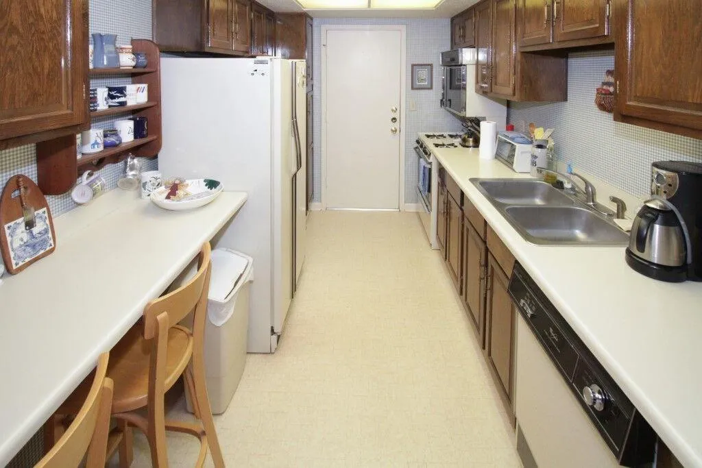 6851 Roswell Road Unit H-35, Sandy Springs, Georgia 30328, 2 Bedrooms Bedrooms, ,2 BathroomsBathrooms,Residential,Sold,6851 Roswell Road Unit H-35,5966267