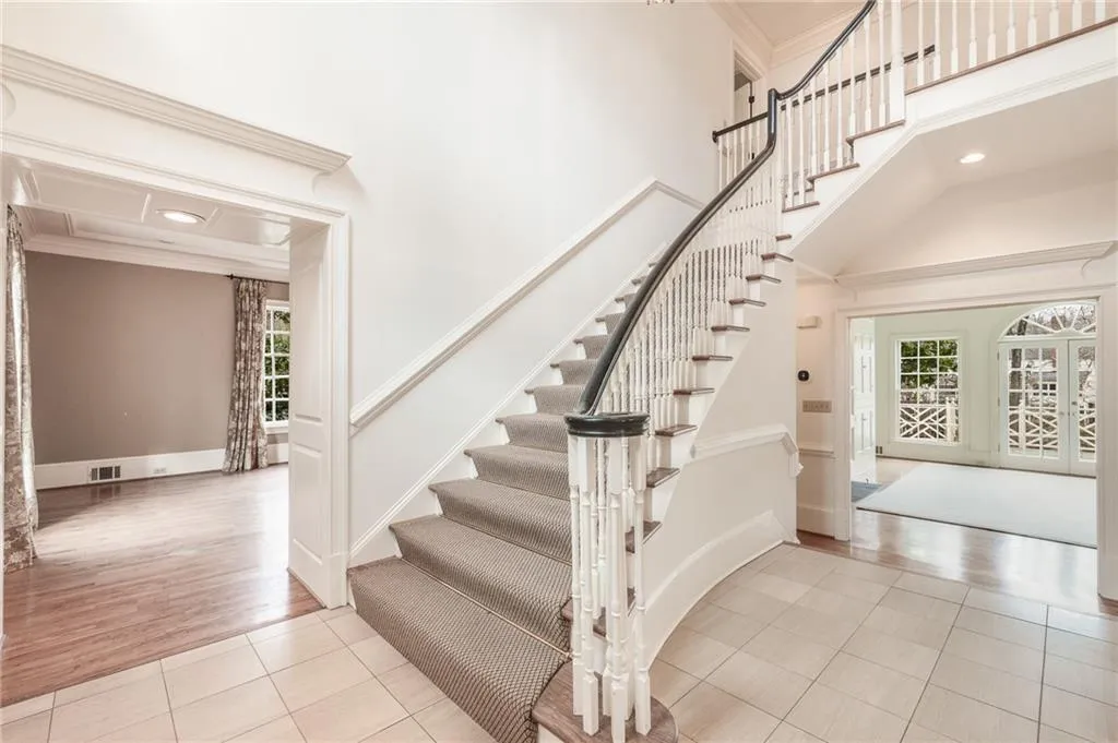 730 Wood Duck Court, Sandy Springs, Georgia 30327, 5 Bedrooms Bedrooms, ,5 BathroomsBathrooms,Residential,Sold,730 Wood Duck Court,6986567