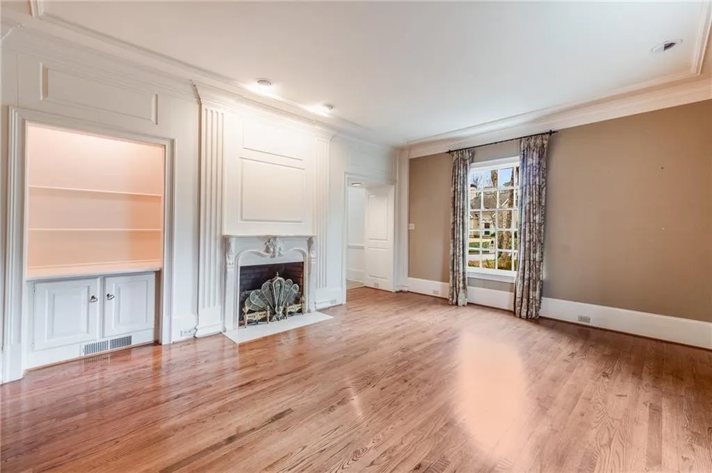 730 Wood Duck Court, Sandy Springs, Georgia 30327, 5 Bedrooms Bedrooms, ,5 BathroomsBathrooms,Residential,Sold,730 Wood Duck Court,6986567