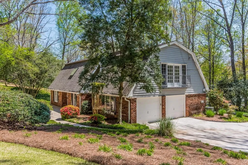 355 Westerhall Court, Atlanta, Georgia 30328, 5 Bedrooms Bedrooms, ,4 BathroomsBathrooms,Residential,Sold,355 Westerhall Court,6024074