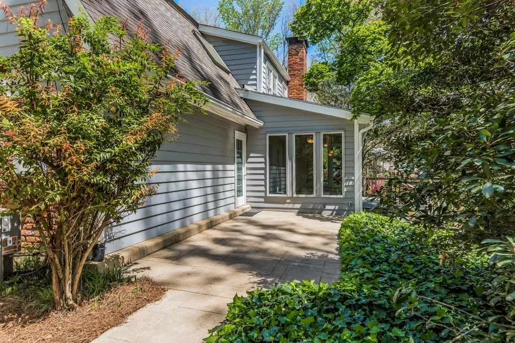 355 Westerhall Court, Atlanta, Georgia 30328, 5 Bedrooms Bedrooms, ,4 BathroomsBathrooms,Residential,Sold,355 Westerhall Court,6024074