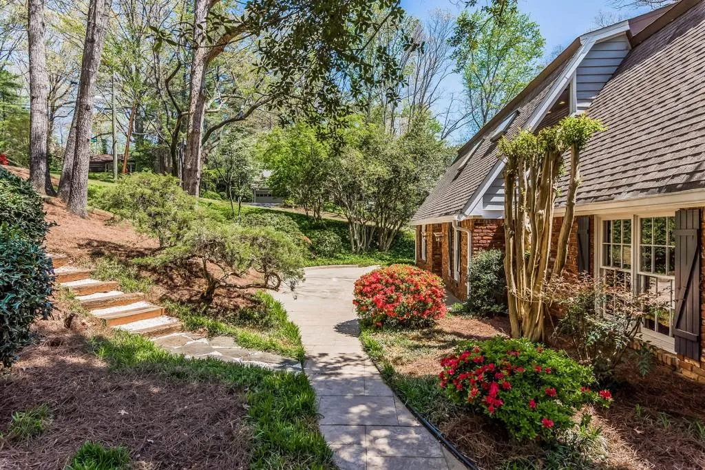 355 Westerhall Court, Atlanta, Georgia 30328, 5 Bedrooms Bedrooms, ,4 BathroomsBathrooms,Residential,Sold,355 Westerhall Court,6024074