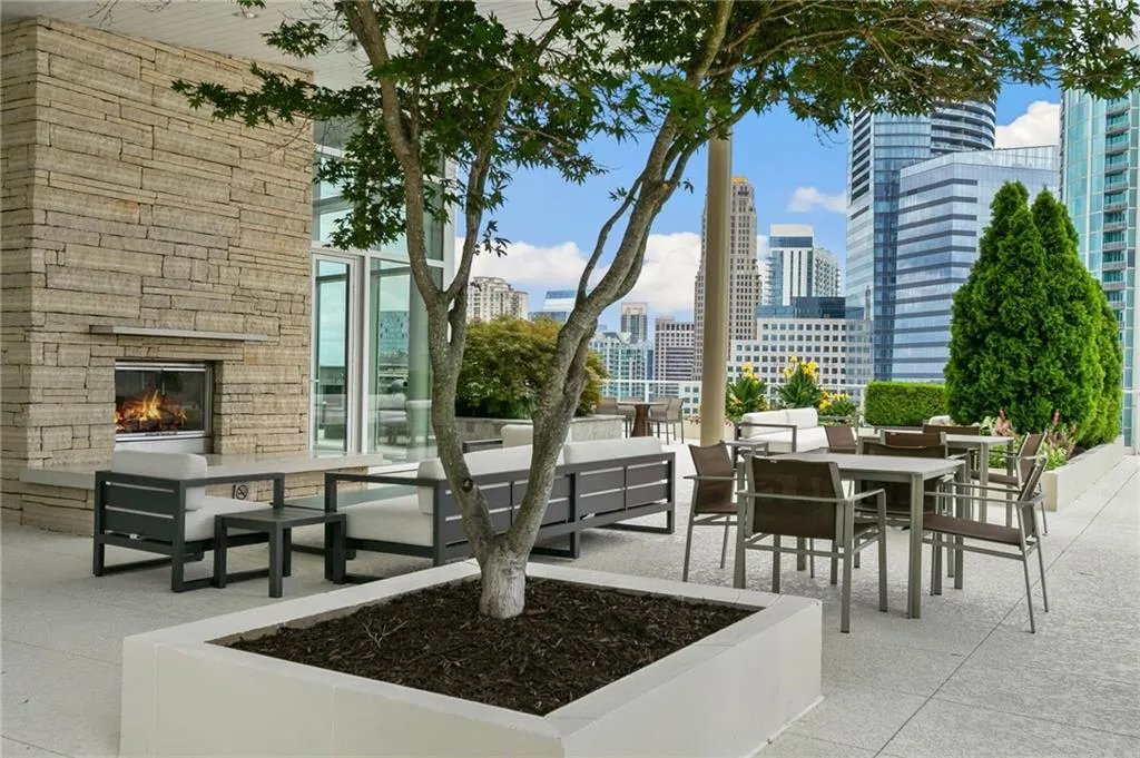 3325 Piedmont Road Ne Unit 1805, Atlanta, Georgia 30305, 2 Bedrooms Bedrooms, ,2 BathroomsBathrooms,Residential,For Sale,3325 Piedmont Road Ne Unit 1805,7631577