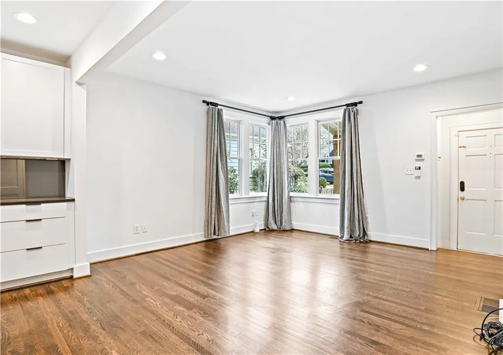 2190 Edison Avenue Ne, Atlanta, Georgia 30305, 4 Bedrooms Bedrooms, 0 ,4 BathroomsBathrooms,Residential,For Sale,2190 Edison Avenue Ne,7702830