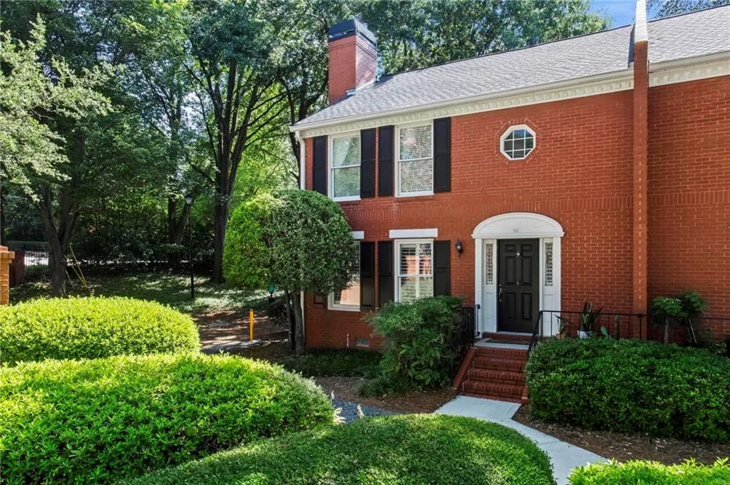 101 Defoors Mill Drive Nw, Atlanta, Georgia 30318, 2 Bedrooms Bedrooms, 0 ,2 BathroomsBathrooms,Residential,For Sale,101 Defoors Mill Drive Nw,7811859