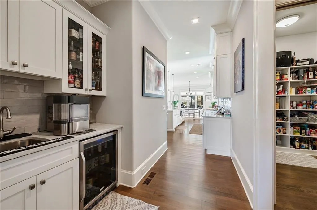 Beverage Center off kitchen