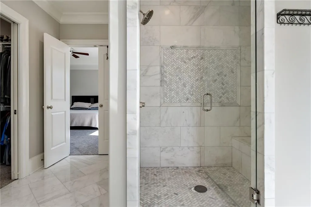 Primary shower