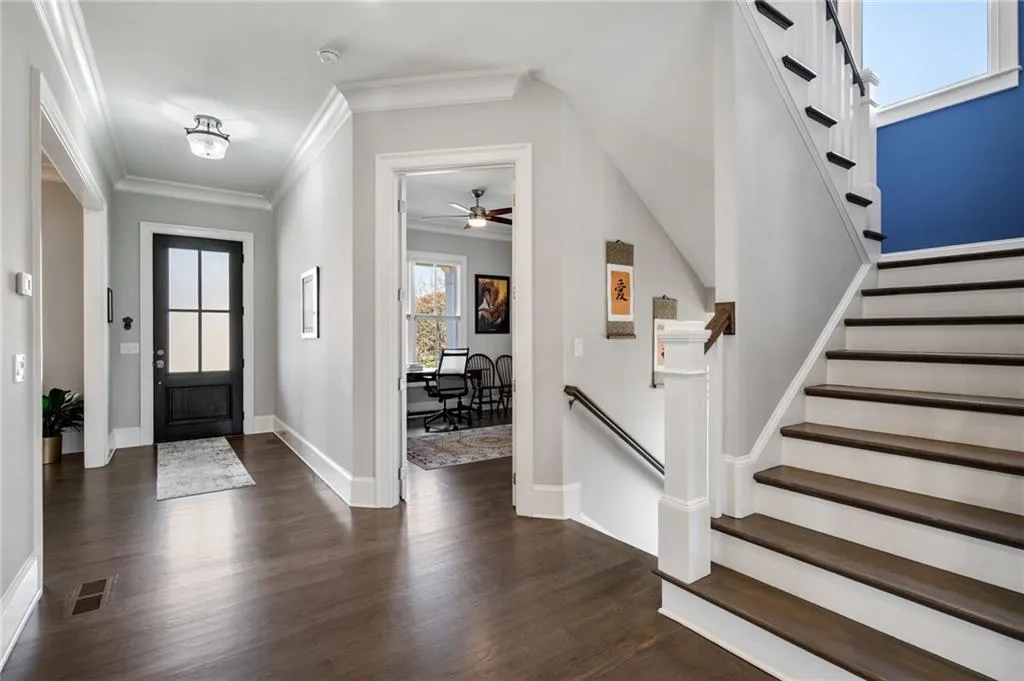 Entry Foyer