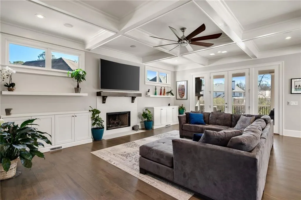 14 Long Island Place, Atlanta, Georgia 30328, 6 Bedrooms Bedrooms, ,5 BathroomsBathrooms,Residential,Sold,14 Long Island Place,7535286