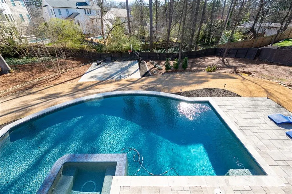 14 Long Island Place, Atlanta, Georgia 30328, 6 Bedrooms Bedrooms, ,5 BathroomsBathrooms,Residential,Sold,14 Long Island Place,7535286