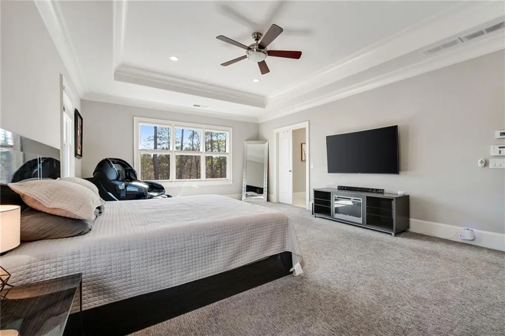 Light filled primary bedroom