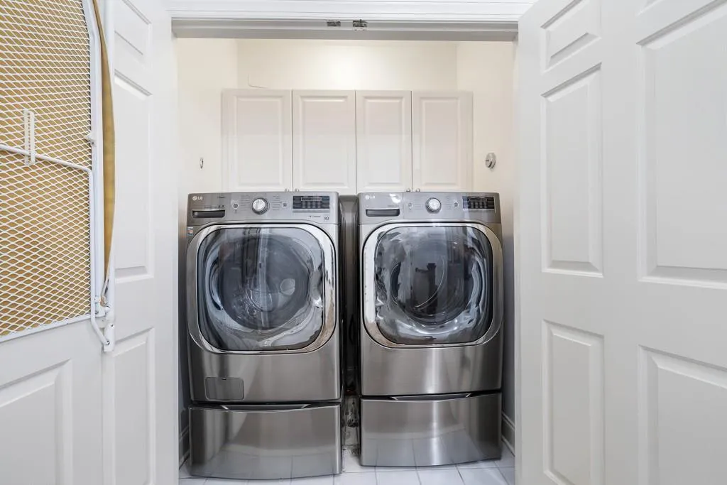 5444 Wentworth Street Unit 5444, Atlanta, Georgia 30342, 3 Bedrooms Bedrooms, ,3 BathroomsBathrooms,Residential,Sold,5444 Wentworth Street Unit 5444,7394847