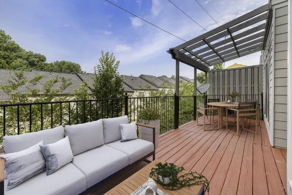 5444 Wentworth Street Unit 5444, Atlanta, Georgia 30342, 3 Bedrooms Bedrooms, ,3 BathroomsBathrooms,Residential,Sold,5444 Wentworth Street Unit 5444,7394847