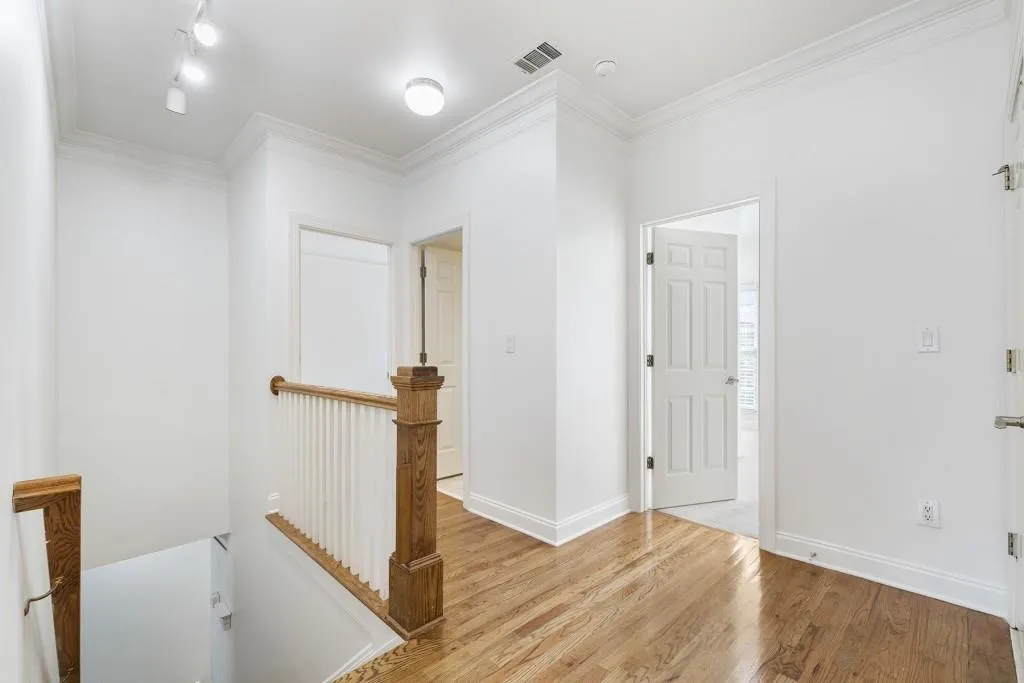 5444 Wentworth Street Unit 5444, Atlanta, Georgia 30342, 3 Bedrooms Bedrooms, ,3 BathroomsBathrooms,Residential,Sold,5444 Wentworth Street Unit 5444,7394847