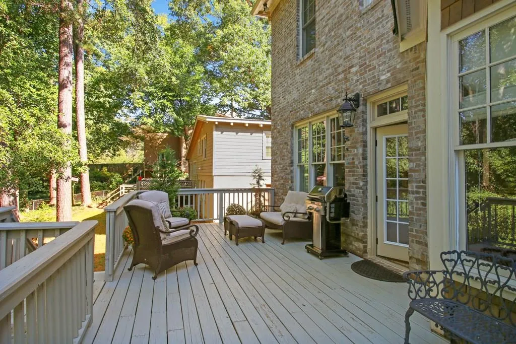 4692 E Conway Drive Nw, Atlanta, Georgia 30327, 5 Bedrooms Bedrooms, ,5 BathroomsBathrooms,Residential,Sold,4692 E Conway Drive Nw,5918701