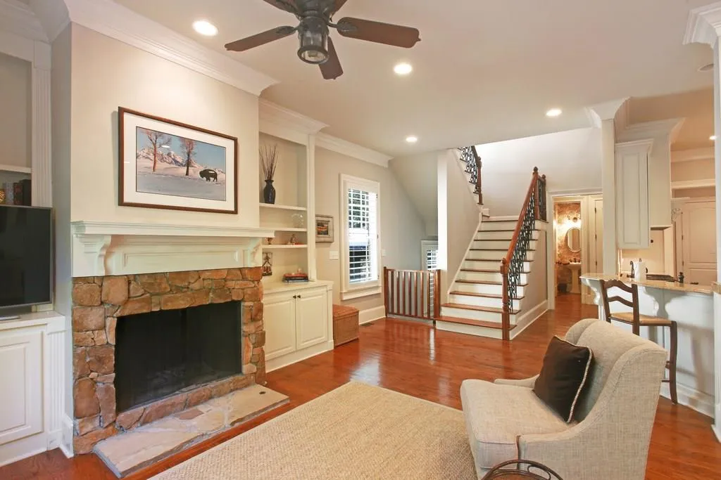 4692 E Conway Drive Nw, Atlanta, Georgia 30327, 5 Bedrooms Bedrooms, ,5 BathroomsBathrooms,Residential,Sold,4692 E Conway Drive Nw,5918701