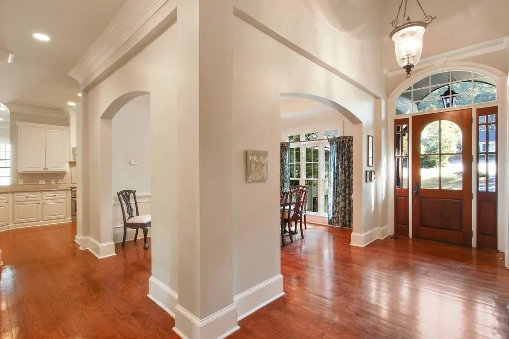 4692 E Conway Drive Nw, Atlanta, Georgia 30327, 5 Bedrooms Bedrooms, ,5 BathroomsBathrooms,Residential,Sold,4692 E Conway Drive Nw,5918701