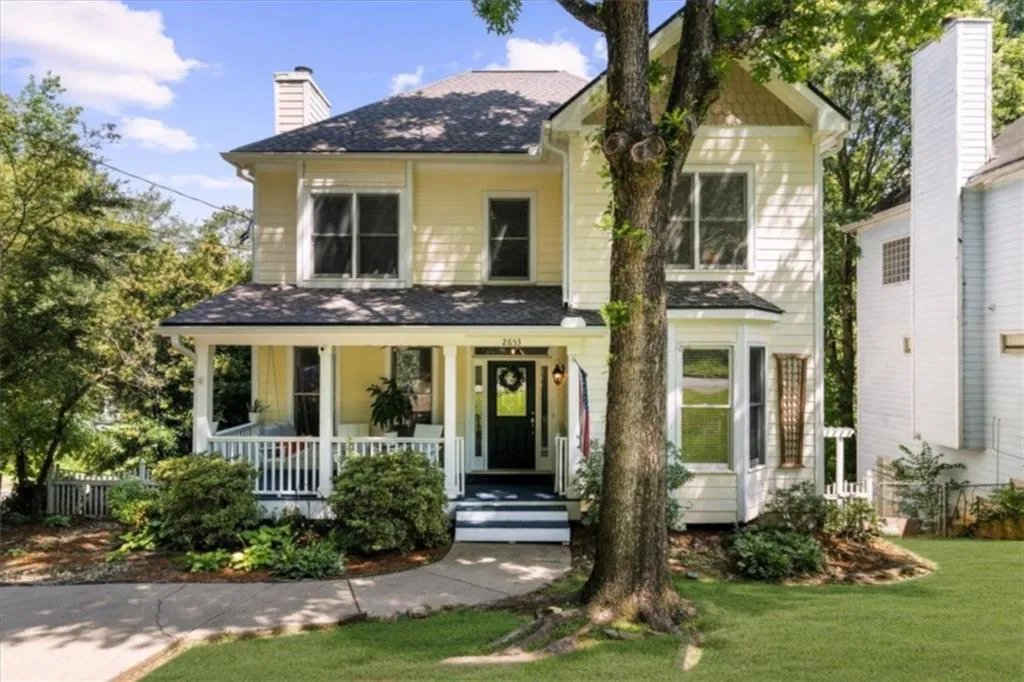 2653 W Main Street Nw, Atlanta, Georgia 30318, 4 Bedrooms Bedrooms, ,3 BathroomsBathrooms,Residential,For Sale,2653 W Main Street Nw,7600768
