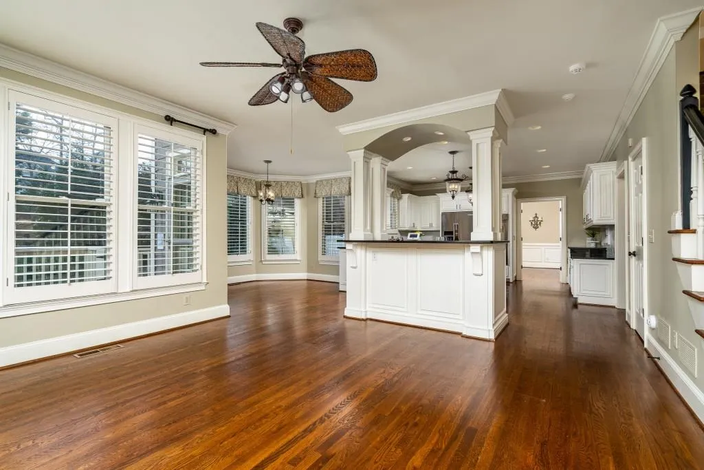 5810 Long Grove Drive, Sandy Springs, Georgia 30328, 5 Bedrooms Bedrooms, ,4 BathroomsBathrooms,Residential,Sold,5810 Long Grove Drive,6848442