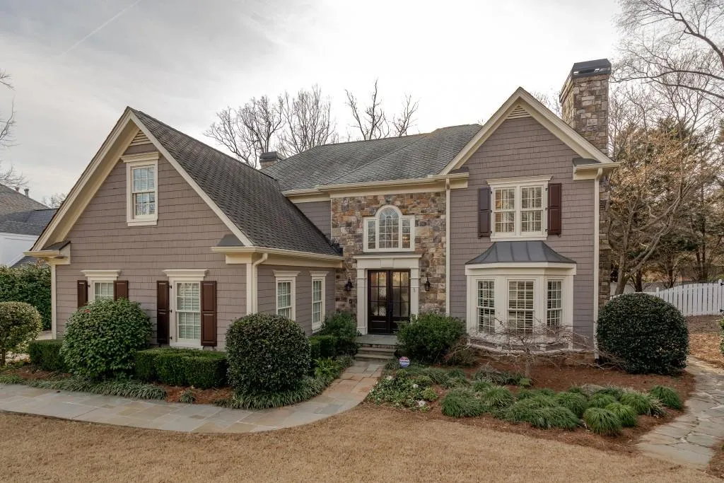 5810 Long Grove Drive, Sandy Springs, Georgia 30328, 5 Bedrooms Bedrooms, ,4 BathroomsBathrooms,Residential,Sold,5810 Long Grove Drive,6848442