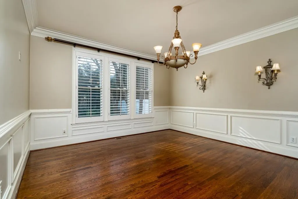 5810 Long Grove Drive, Sandy Springs, Georgia 30328, 5 Bedrooms Bedrooms, ,4 BathroomsBathrooms,Residential,Sold,5810 Long Grove Drive,6848442
