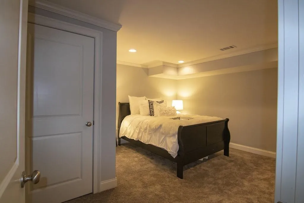 410 Mt Vernon Highway Nw, Atlanta, Georgia 30327, 5 Bedrooms Bedrooms, ,3 BathroomsBathrooms,Residential,Sold,410 Mt Vernon Highway Nw,6580947