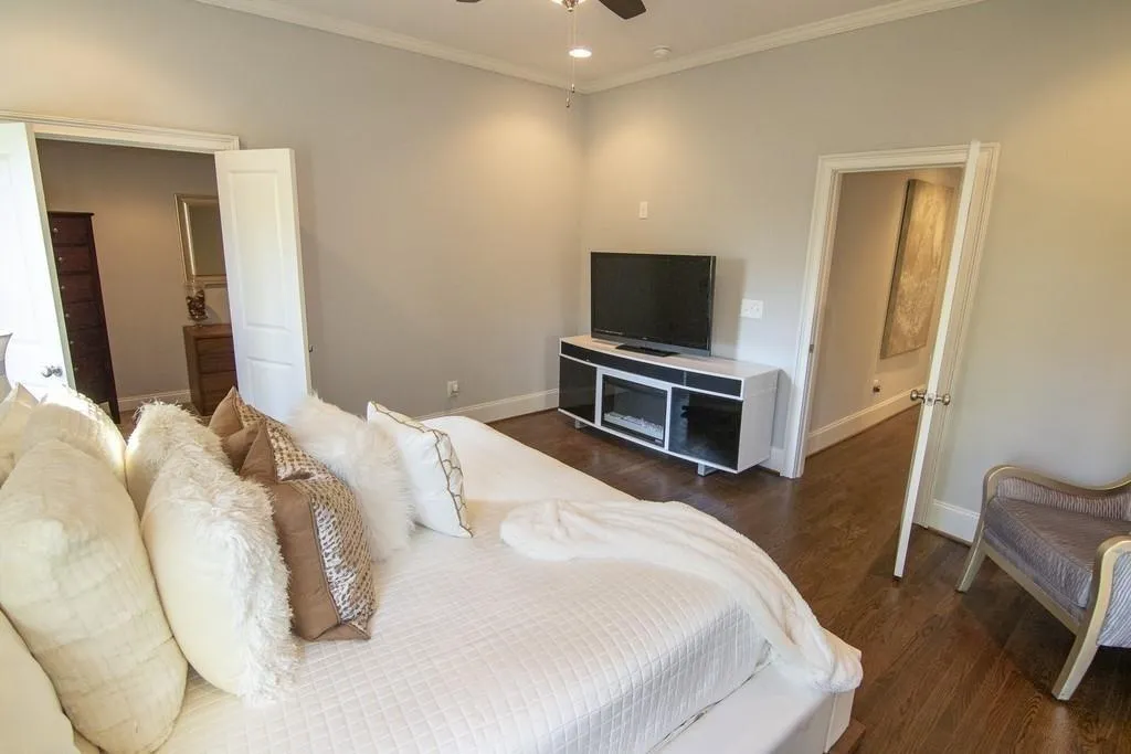 410 Mt Vernon Highway Nw, Atlanta, Georgia 30327, 5 Bedrooms Bedrooms, ,3 BathroomsBathrooms,Residential,Sold,410 Mt Vernon Highway Nw,6580947