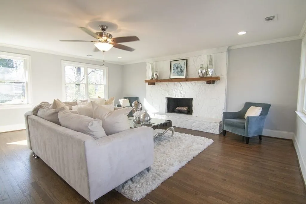 410 Mt Vernon Highway Nw, Atlanta, Georgia 30327, 5 Bedrooms Bedrooms, ,3 BathroomsBathrooms,Residential,Sold,410 Mt Vernon Highway Nw,6580947