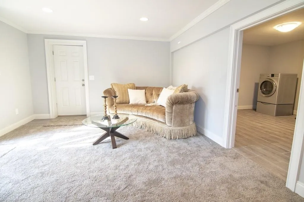 410 Mt Vernon Highway Nw, Atlanta, Georgia 30327, 5 Bedrooms Bedrooms, ,3 BathroomsBathrooms,Residential,Sold,410 Mt Vernon Highway Nw,6580947