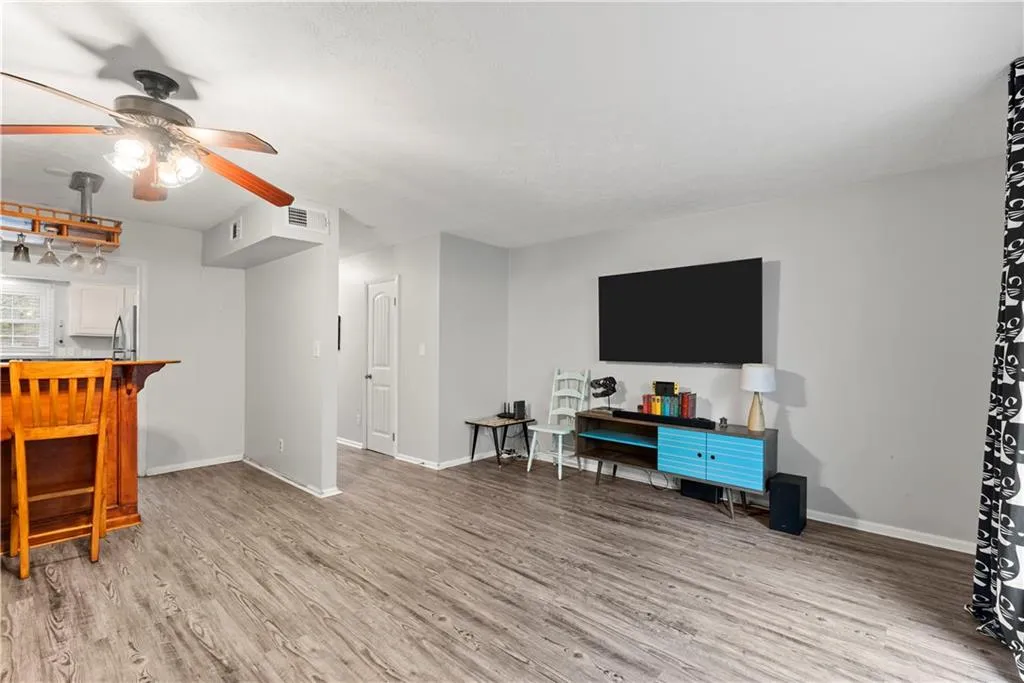 6700 Roswell Road Unit 30a, Atlanta, Georgia 30328, 2 Bedrooms Bedrooms, ,1 BathroomBathrooms,Residential,Sold,6700 Roswell Road Unit 30a,7116885 6700 Roswell Road Unit 30a, Atlanta, Georgia 30328, 2 Bedrooms Bedrooms, ,1 BathroomBathrooms,Residential,Sold,6700 Roswell Road Unit 30a,7116885