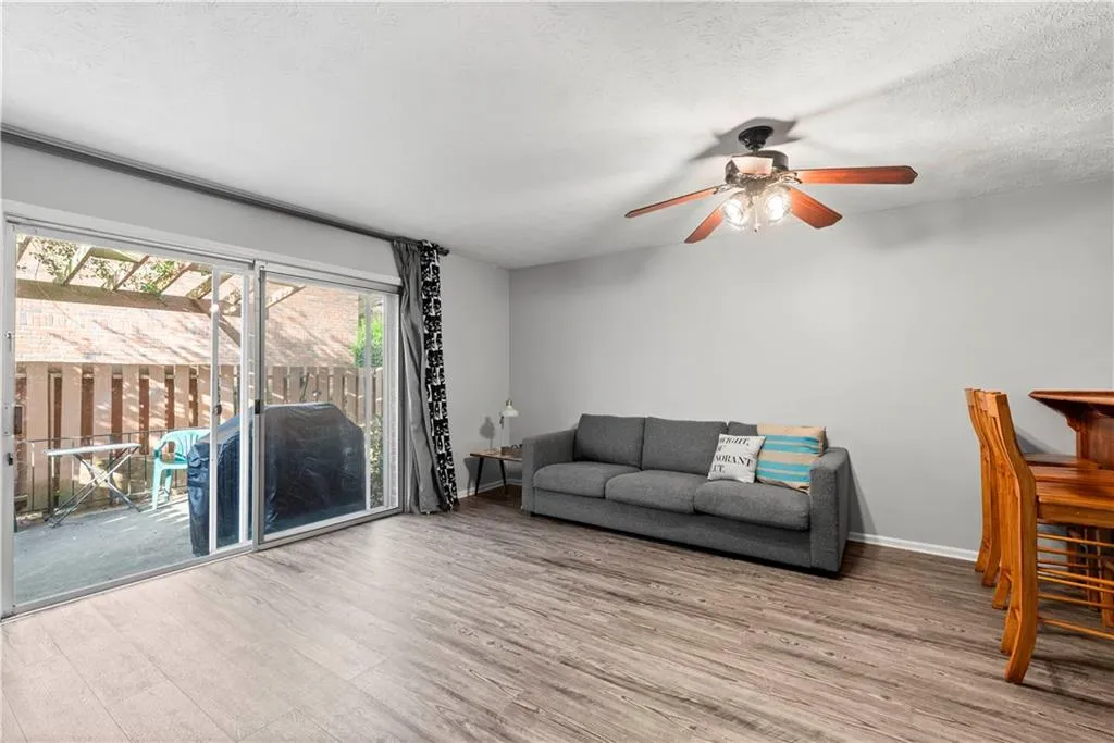 6700 Roswell Road Unit 30a, Atlanta, Georgia 30328, 2 Bedrooms Bedrooms, ,1 BathroomBathrooms,Residential,Sold,6700 Roswell Road Unit 30a,7116885 6700 Roswell Road Unit 30a, Atlanta, Georgia 30328, 2 Bedrooms Bedrooms, ,1 BathroomBathrooms,Residential,Sold,6700 Roswell Road Unit 30a,7116885