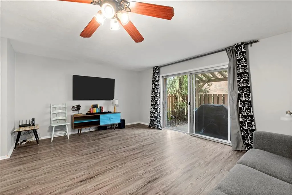 6700 Roswell Road Unit 30a, Atlanta, Georgia 30328, 2 Bedrooms Bedrooms, ,1 BathroomBathrooms,Residential,Sold,6700 Roswell Road Unit 30a,7116885 6700 Roswell Road Unit 30a, Atlanta, Georgia 30328, 2 Bedrooms Bedrooms, ,1 BathroomBathrooms,Residential,Sold,6700 Roswell Road Unit 30a,7116885